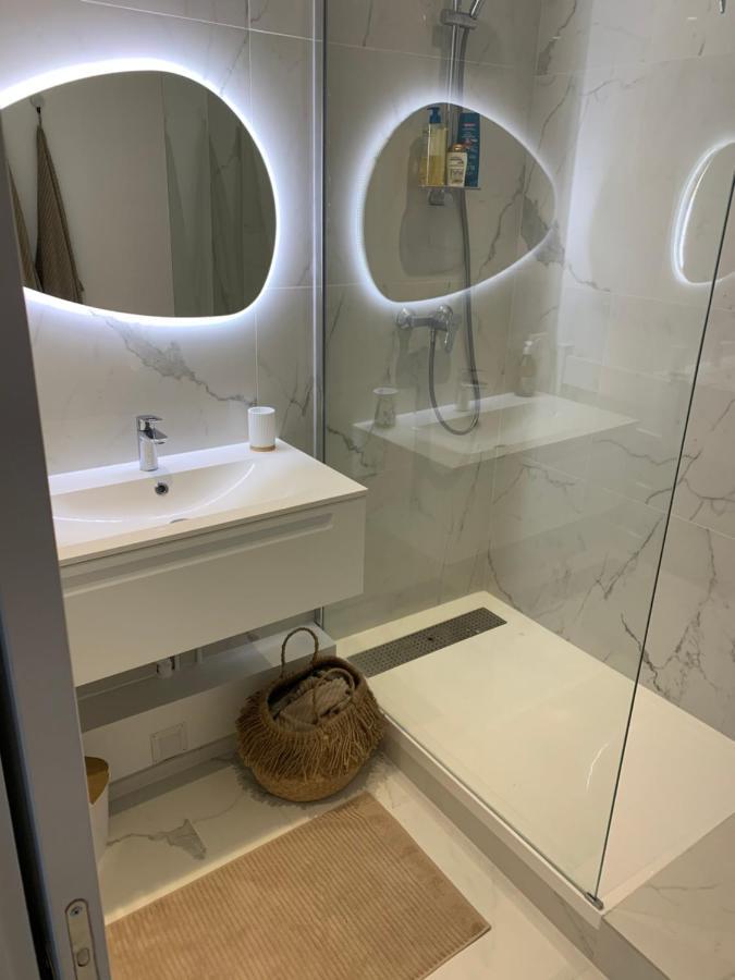 Appartement Spacieux En Plein Coeur De Ρουέν Εξωτερικό φωτογραφία
